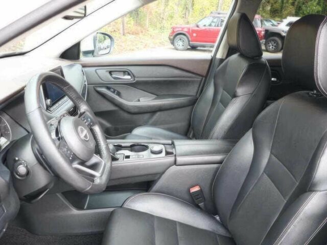 Белый Ниссан Rogue, объемом двигателя 1.5 л и пробегом 27 тыс. км за 20000 $, фото 10 на Automoto.ua