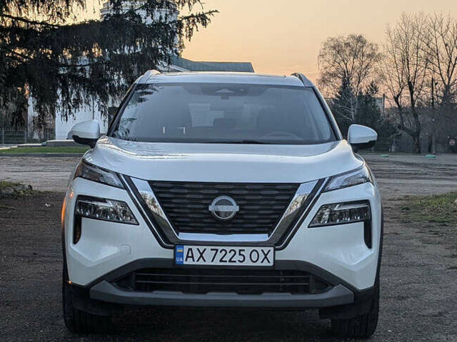 Білий Ніссан Rogue, об'ємом двигуна 1.5 л та пробігом 44 тис. км за 21500 $, фото 2 на Automoto.ua