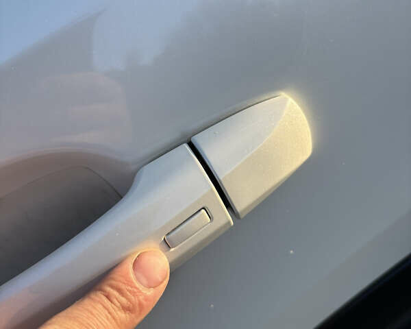 Белый Ниссан Rogue, объемом двигателя 1.5 л и пробегом 36 тыс. км за 20500 $, фото 20 на Automoto.ua