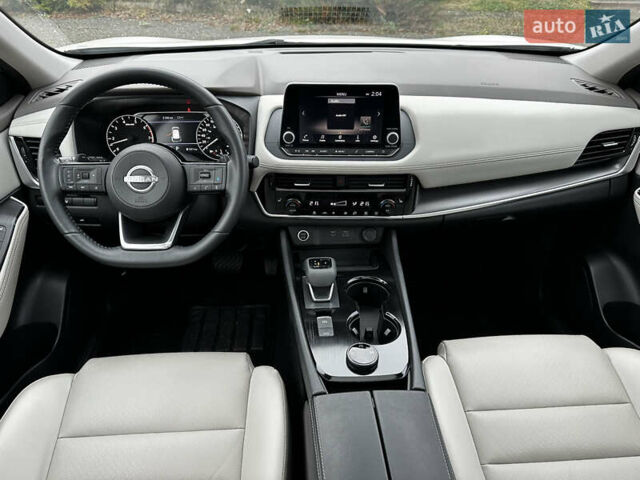 Белый Ниссан Rogue, объемом двигателя 1.5 л и пробегом 56 тыс. км за 23500 $, фото 14 на Automoto.ua