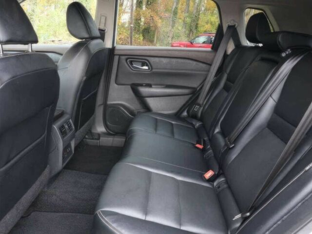 Белый Ниссан Rogue, объемом двигателя 1.5 л и пробегом 27 тыс. км за 20000 $, фото 12 на Automoto.ua