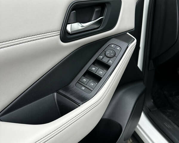 Белый Ниссан Rogue, объемом двигателя 1.5 л и пробегом 56 тыс. км за 23500 $, фото 15 на Automoto.ua