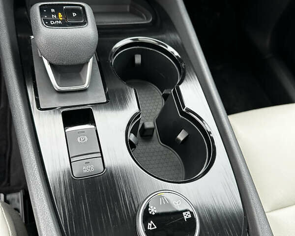 Белый Ниссан Rogue, объемом двигателя 1.5 л и пробегом 56 тыс. км за 23500 $, фото 21 на Automoto.ua