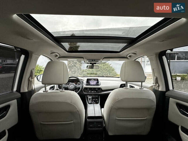 Белый Ниссан Rogue, объемом двигателя 1.5 л и пробегом 56 тыс. км за 23500 $, фото 13 на Automoto.ua