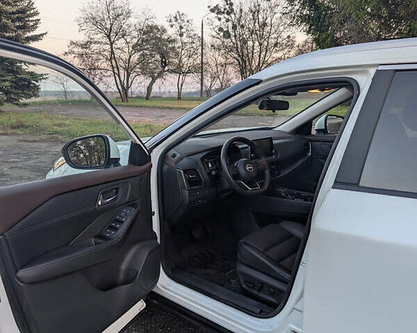 Білий Ніссан Rogue, об'ємом двигуна 1.5 л та пробігом 44 тис. км за 21500 $, фото 6 на Automoto.ua