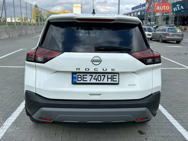 Білий Ніссан Rogue, об'ємом двигуна 2.49 л та пробігом 65 тис. км за 23500 $, фото 5 на Automoto.ua