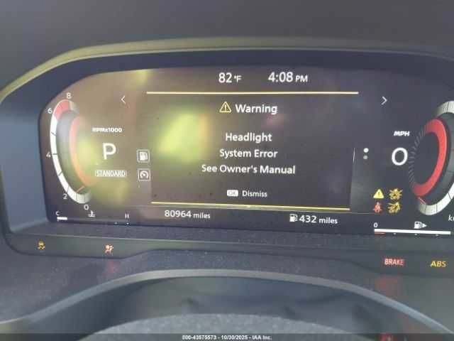 Белый Ниссан Rogue, объемом двигателя 1.5 л и пробегом 80 тыс. км за 16000 $, фото 6 на Automoto.ua