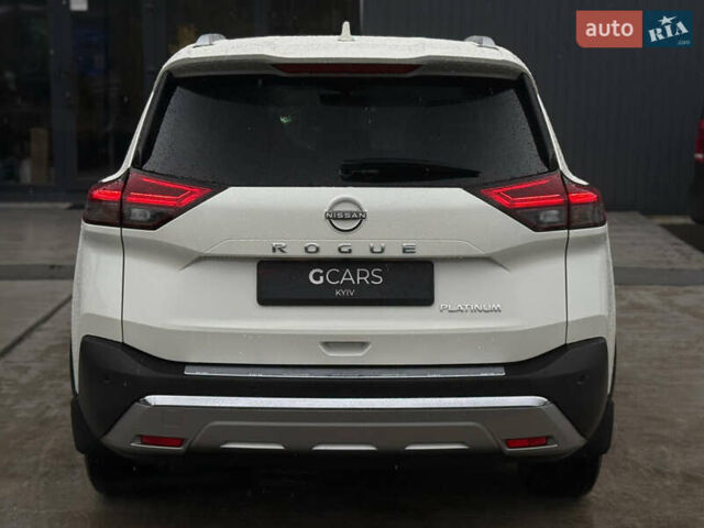 Білий Ніссан Rogue, об'ємом двигуна 1.5 л та пробігом 93 тис. км за 28500 $, фото 4 на Automoto.ua