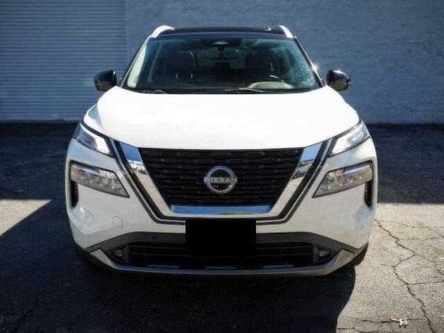 Белый Ниссан Rogue, объемом двигателя 1.5 л и пробегом 35 тыс. км за 12500 $, фото 1 на Automoto.ua