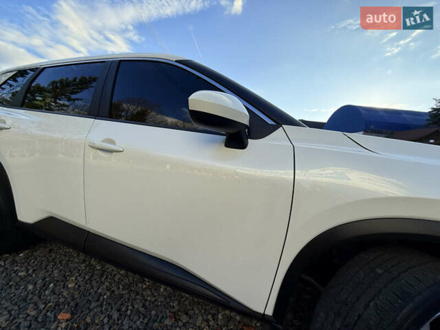 Белый Ниссан Rogue, объемом двигателя 1.5 л и пробегом 39 тыс. км за 21999 $, фото 106 на Automoto.ua