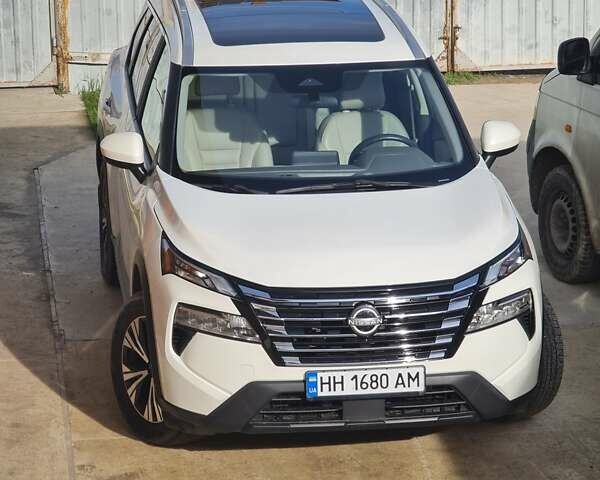 Белый Ниссан Rogue, объемом двигателя 1.5 л и пробегом 24 тыс. км за 24800 $, фото 9 на Automoto.ua