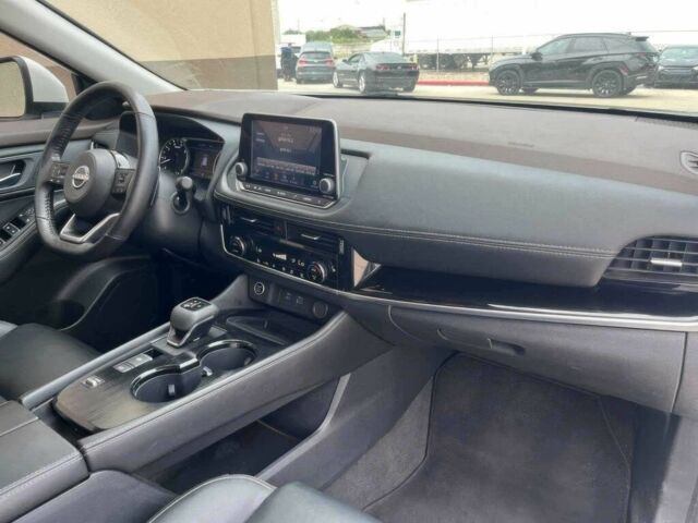 Білий Ніссан Rogue, об'ємом двигуна 1.5 л та пробігом 13 тис. км за 9200 $, фото 7 на Automoto.ua