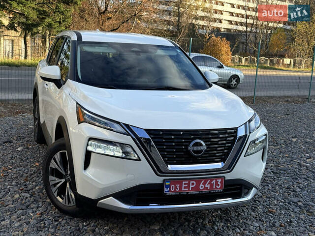 Белый Ниссан Rogue, объемом двигателя 1.5 л и пробегом 39 тыс. км за 21999 $, фото 10 на Automoto.ua