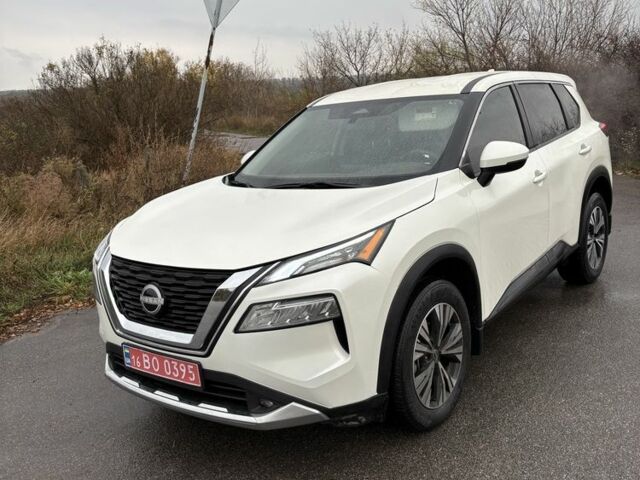 Белый Ниссан Rogue, объемом двигателя 1.5 л и пробегом 36 тыс. км за 19500 $, фото 1 на Automoto.ua