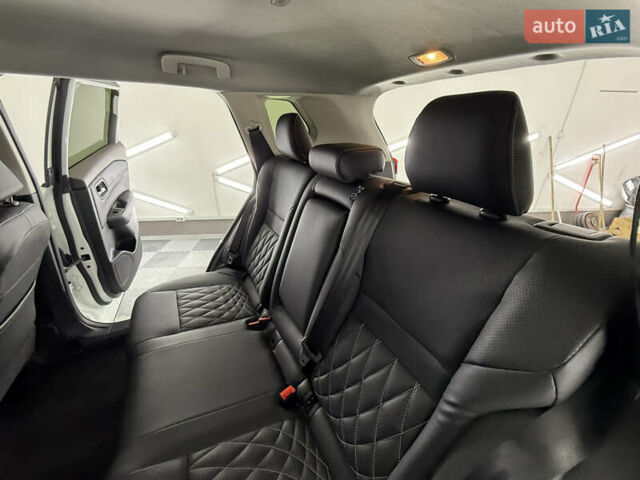 Белый Ниссан Rogue, объемом двигателя 1.5 л и пробегом 39 тыс. км за 21999 $, фото 45 на Automoto.ua