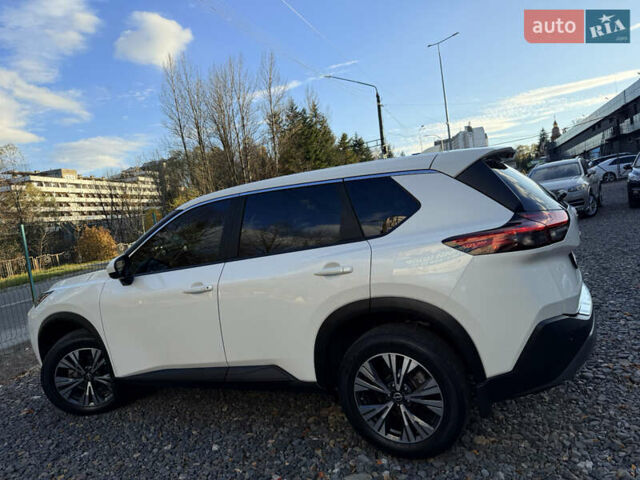 Белый Ниссан Rogue, объемом двигателя 1.5 л и пробегом 39 тыс. км за 21999 $, фото 118 на Automoto.ua
