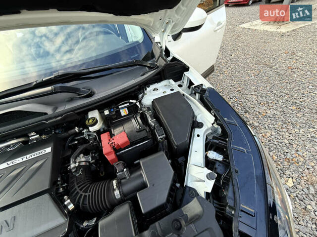 Белый Ниссан Rogue, объемом двигателя 1.5 л и пробегом 39 тыс. км за 21999 $, фото 83 на Automoto.ua