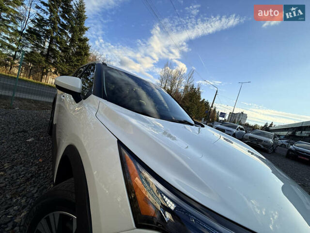 Белый Ниссан Rogue, объемом двигателя 1.5 л и пробегом 39 тыс. км за 21999 $, фото 87 на Automoto.ua