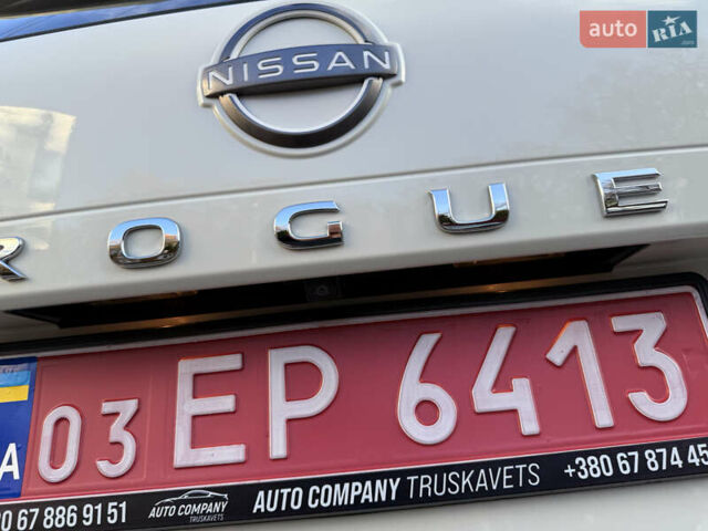 Белый Ниссан Rogue, объемом двигателя 1.5 л и пробегом 39 тыс. км за 21999 $, фото 19 на Automoto.ua