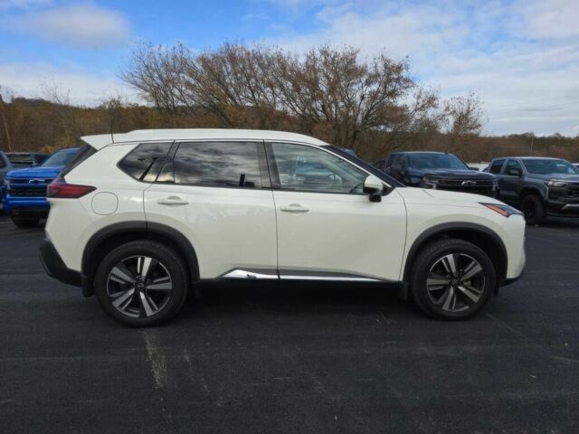 Белый Ниссан Rogue, объемом двигателя 1.5 л и пробегом 29 тыс. км за 11400 $, фото 4 на Automoto.ua