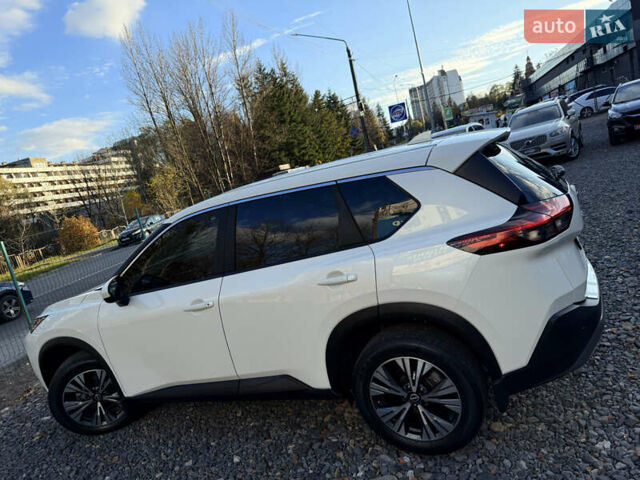 Белый Ниссан Rogue, объемом двигателя 1.5 л и пробегом 39 тыс. км за 21999 $, фото 21 на Automoto.ua