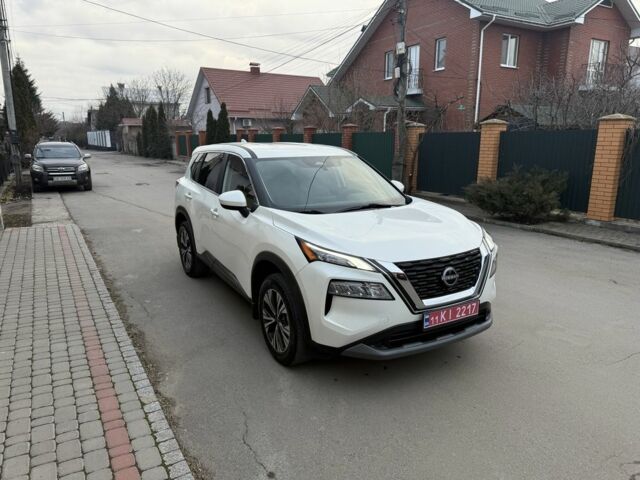 Білий Ніссан Rogue, об'ємом двигуна 1.5 л та пробігом 52 тис. км за 19900 $, фото 4 на Automoto.ua