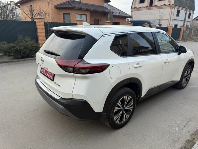 Білий Ніссан Rogue, об'ємом двигуна 1.5 л та пробігом 52 тис. км за 19900 $, фото 7 на Automoto.ua