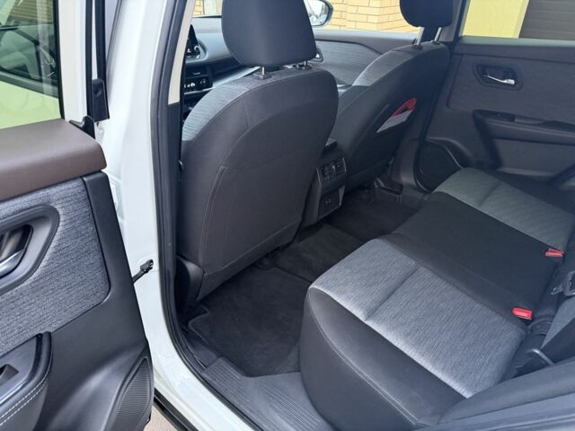 Білий Ніссан Rogue, об'ємом двигуна 1.5 л та пробігом 52 тис. км за 19900 $, фото 17 на Automoto.ua