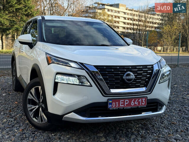 Белый Ниссан Rogue, объемом двигателя 1.5 л и пробегом 39 тыс. км за 21999 $, фото 7 на Automoto.ua