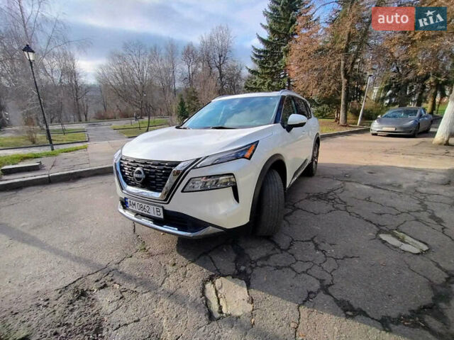 Білий Ніссан Rogue, об'ємом двигуна 1.5 л та пробігом 33 тис. км за 23800 $, фото 2 на Automoto.ua