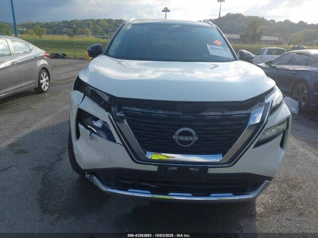 Білий Ніссан Rogue, об'ємом двигуна 1.5 л та пробігом 16 тис. км за 8200 $, фото 3 на Automoto.ua