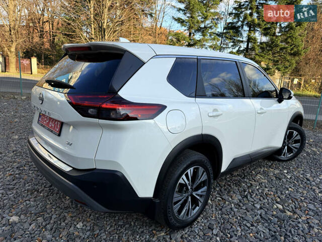 Белый Ниссан Rogue, объемом двигателя 1.5 л и пробегом 39 тыс. км за 21999 $, фото 12 на Automoto.ua