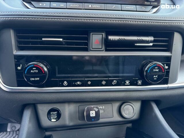 Белый Ниссан Rogue, объемом двигателя 1.5 л и пробегом 3 тыс. км за 29990 $, фото 39 на Automoto.ua