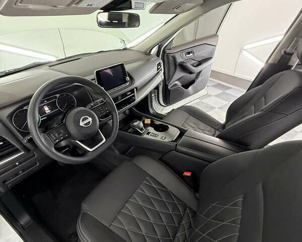 Белый Ниссан Rogue, объемом двигателя 1.5 л и пробегом 39 тыс. км за 21999 $, фото 66 на Automoto.ua