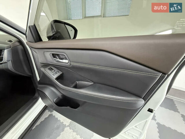 Белый Ниссан Rogue, объемом двигателя 1.5 л и пробегом 39 тыс. км за 21999 $, фото 56 на Automoto.ua