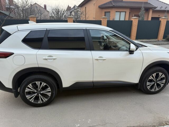 Білий Ніссан Rogue, об'ємом двигуна 1.5 л та пробігом 52 тис. км за 19900 $, фото 6 на Automoto.ua