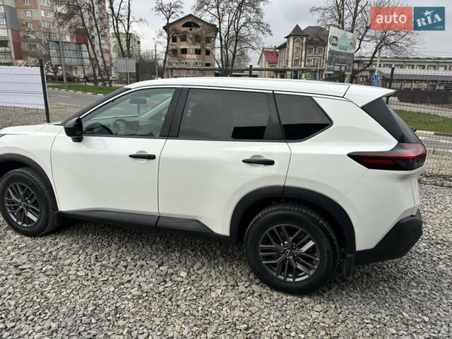 Білий Ніссан Rogue, об'ємом двигуна 1.5 л та пробігом 92 тис. км за 18900 $, фото 9 на Automoto.ua