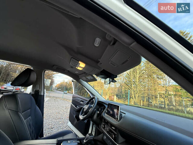 Белый Ниссан Rogue, объемом двигателя 1.5 л и пробегом 39 тыс. км за 21999 $, фото 41 на Automoto.ua