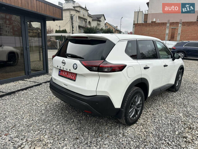 Білий Ніссан Rogue, об'ємом двигуна 1.5 л та пробігом 92 тис. км за 18900 $, фото 6 на Automoto.ua