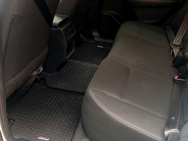 Белый Ниссан Rogue, объемом двигателя 1.5 л и пробегом 17 тыс. км за 24500 $, фото 11 на Automoto.ua