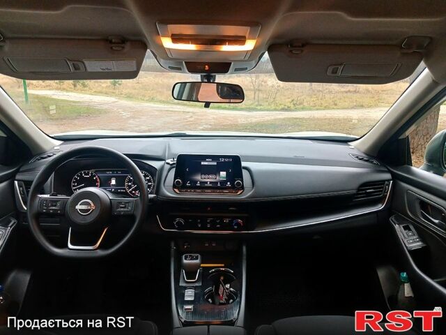 Белый Ниссан Rogue, объемом двигателя 1.5 л и пробегом 17 тыс. км за 24500 $, фото 10 на Automoto.ua