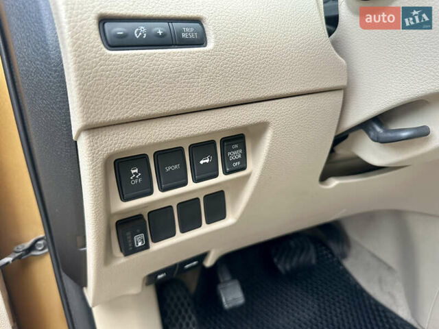 Бежевый Ниссан Rogue, объемом двигателя 2.49 л и пробегом 146 тыс. км за 14500 $, фото 18 на Automoto.ua