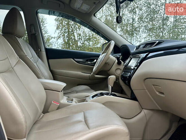 Бежевый Ниссан Rogue, объемом двигателя 2.49 л и пробегом 146 тыс. км за 14500 $, фото 17 на Automoto.ua