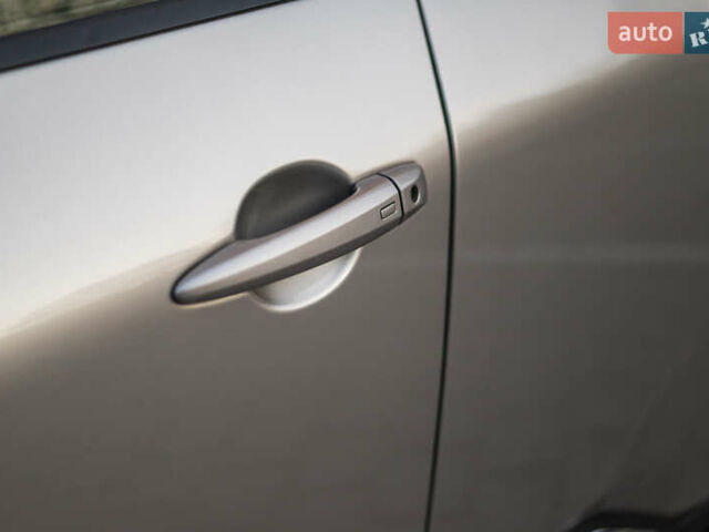 Бежевий Ніссан Rogue, об'ємом двигуна 2.49 л та пробігом 110 тис. км за 27700 $, фото 22 на Automoto.ua