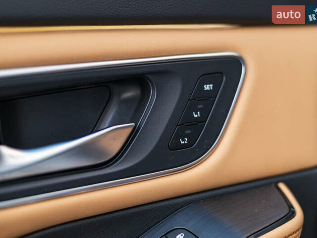 Бежевий Ніссан Rogue, об'ємом двигуна 2.49 л та пробігом 110 тис. км за 27700 $, фото 29 на Automoto.ua