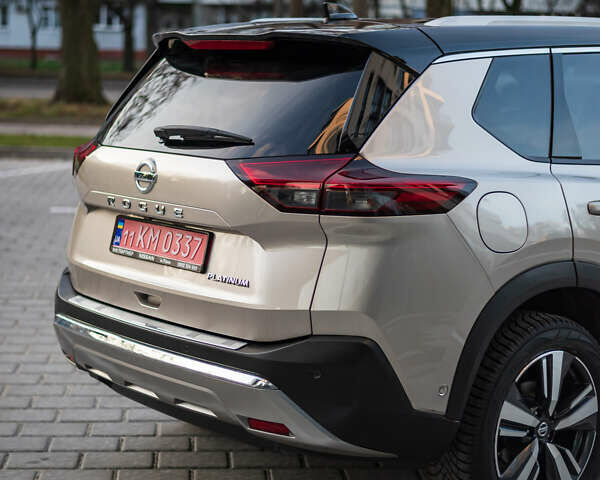 Бежевий Ніссан Rogue, об'ємом двигуна 2.49 л та пробігом 110 тис. км за 27700 $, фото 10 на Automoto.ua