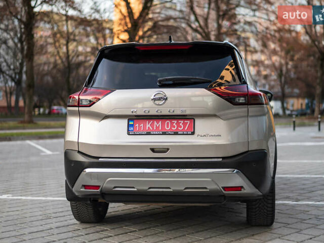 Бежевий Ніссан Rogue, об'ємом двигуна 2.49 л та пробігом 110 тис. км за 27700 $, фото 60 на Automoto.ua