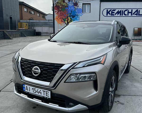 Бежевый Ниссан Rogue, объемом двигателя 2.5 л и пробегом 60 тыс. км за 28300 $, фото 1 на Automoto.ua