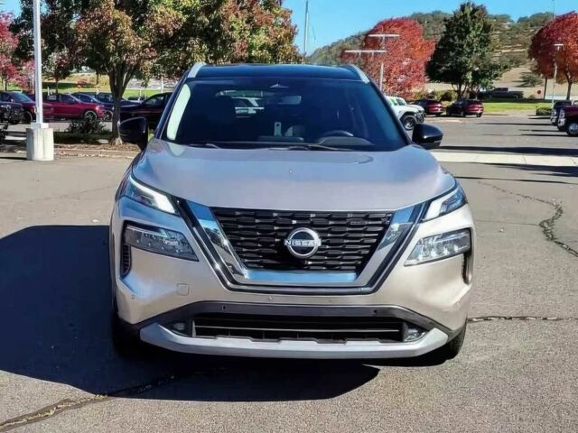 Бежевий Ніссан Rogue, об'ємом двигуна 1.5 л та пробігом 17 тис. км за 7200 $, фото 1 на Automoto.ua