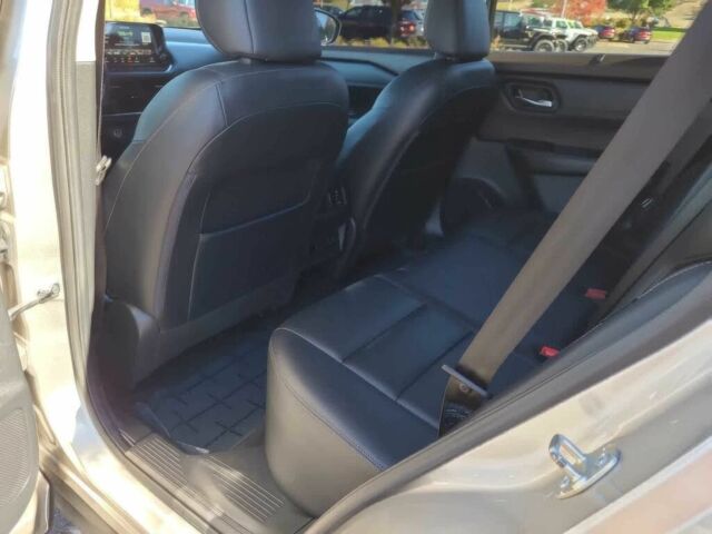 Бежевий Ніссан Rogue, об'ємом двигуна 1.5 л та пробігом 17 тис. км за 7200 $, фото 10 на Automoto.ua